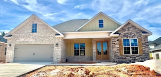 207 Golden Chestnut Bend, Warner Robins, GA 31047