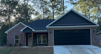 3213 Galloway Dr, Benton, AR 72015