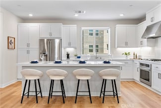 25 Splendor Way, Ladera Ranch, CA 92694