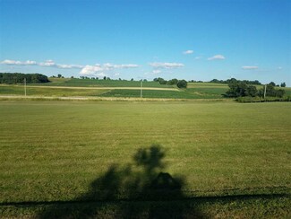 L8 Mark Ln, Hubbard, WI 53034
