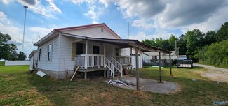 662 Pearson St, Cullman, AL 35058