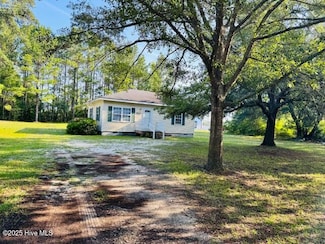 3660 Old MacO Ne Rd, Leland, NC 28451