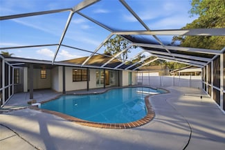 17815 Cranbrook Dr, Lutz, FL 33549