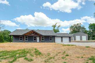 802 Plainview Rd, Anderson, MO 64831