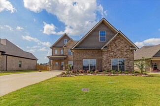 16747 Colton Ln, Athens, AL 35613