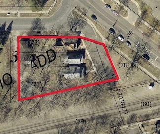 1109, 1111, 1113 Como Place, Saint Paul, MN 55103