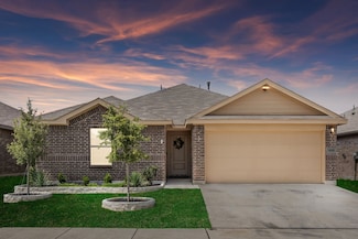 620 Whitecomb Ln, Justin, TX 76247
