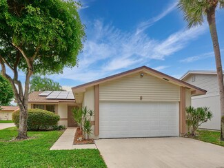 9 Cambridge Place, Boynton Beach, FL 33426