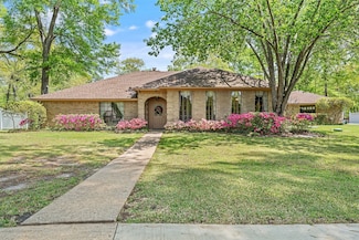 18843 Falls Creek Dr, Flint, TX 75762