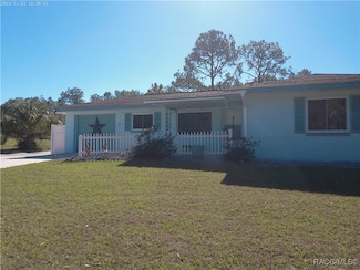 4960 E Arbor St, Inverness, FL 34452