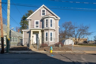 12 Middle St, Nashua, NH 03060
