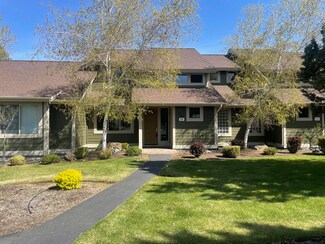 608 Sage Country Ct, Redmond, OR 97756