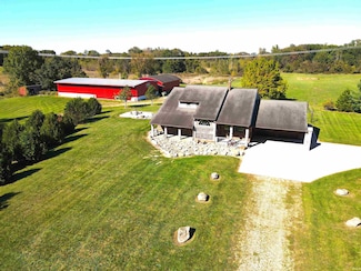 31513 Shively Rd, Walkerton, IN 46574