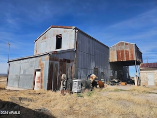 10162 N Central Rd, Elfrida, AZ 85610