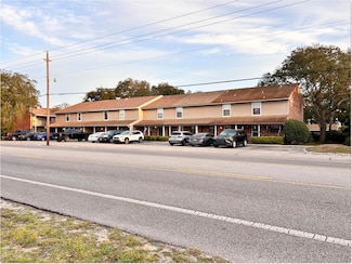 225 Carmel Dr Unit 21, Fort Walton Beach, FL 32547