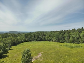 10 Baker Rd, Burlington, ME 04417