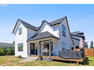 8007 N Hudson St, Portland, OR 97203