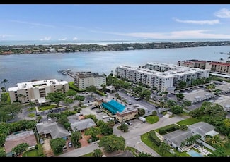 1204 S Lake Dr Unit 40, Lantana, FL 33462