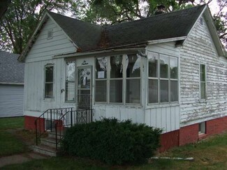 619 E Franklin St, Paxton, IL 60957