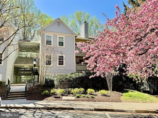 2241C Lovedale Ln Unit 412C, Reston, VA 20191