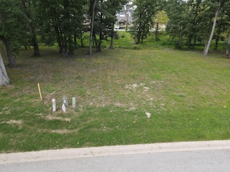 731 Druim Tr, Crown Point, IN 46307