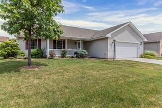 615 Sedgegrass Dr, Champaign, IL 61822