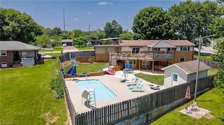 920 Thomas St, Statesville, NC 28677