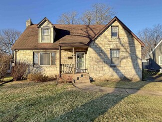 619 N Ringold St, Janesville, WI 53545