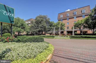 8101 Connecticut Ave Unit N401, Chevy Chase, MD 20815