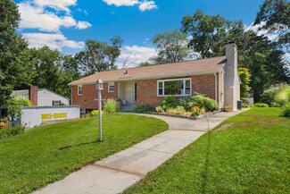 11 Vincent Ave, Methuen, MA 01844