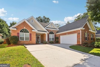 8004 Larksview Dr, Fairburn, GA 30213