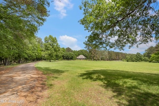 288 Morgan Rd, Canton, MS 39046