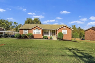 1943 Pinehurst Dr, Nashville, TN 37216