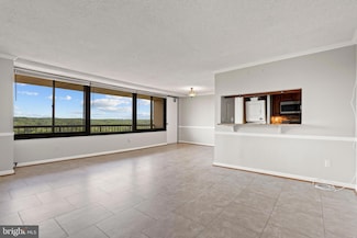 5500 Holmes Run Pkwy Unit 1517, Alexandria, VA 22304