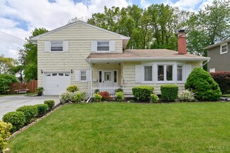 147 Marlin Dr, Fords, NJ 08863