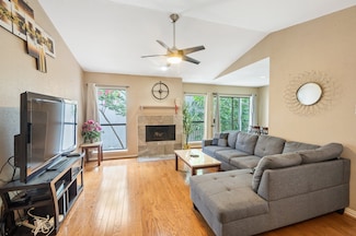 1818 Augusta Dr Unit 36, Houston, TX 77057