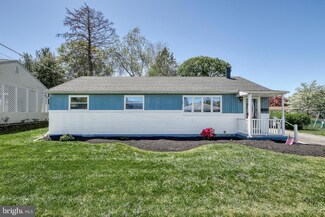 3 Woodmere Dr, Camp Hill, PA 17011