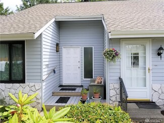 24832 10th Ave S, Des Moines, WA 98198