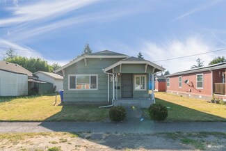 1113 S 7th Ave, Kelso, WA 98626