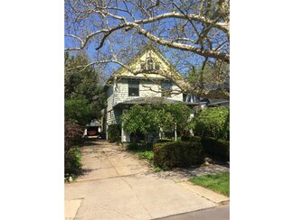 1334 W 112th St, Cleveland, OH 44102
