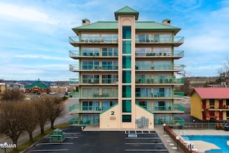 3203 N River Rd Unit 610-611, Pigeon Forge, TN 37863