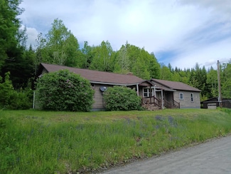 193 Reed Rd, Colebrook, NH 03576