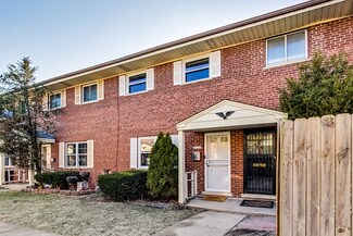 1423 W Touhy Ave Unit B, Chicago, IL 60626