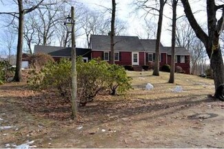 61 Fenno Dr, Rowley, MA 01969
