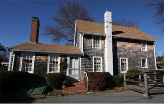 10 Bonneau Ct, South Dartmouth, MA 02748