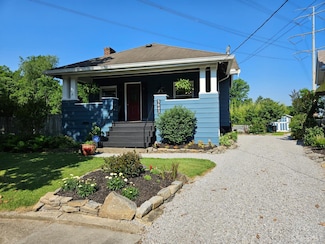 5643 Lawndale Place, Cincinnati, OH 45212