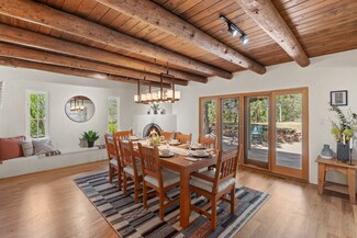 2005 Zozobra Ln, Santa Fe, NM 87505