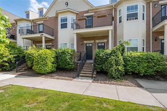 25556 Portico Ln Unit 80, Novi, MI 48375