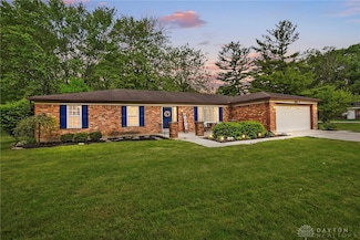 1745 Yalta Rd, Beavercreek, OH 45432