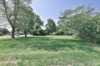 B Second St, Miamiville, OH 45147